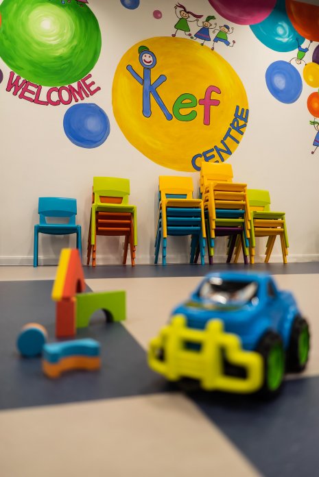 wineo PURLINE Bioboden Kindergarten Kita Spielzeug Stühle